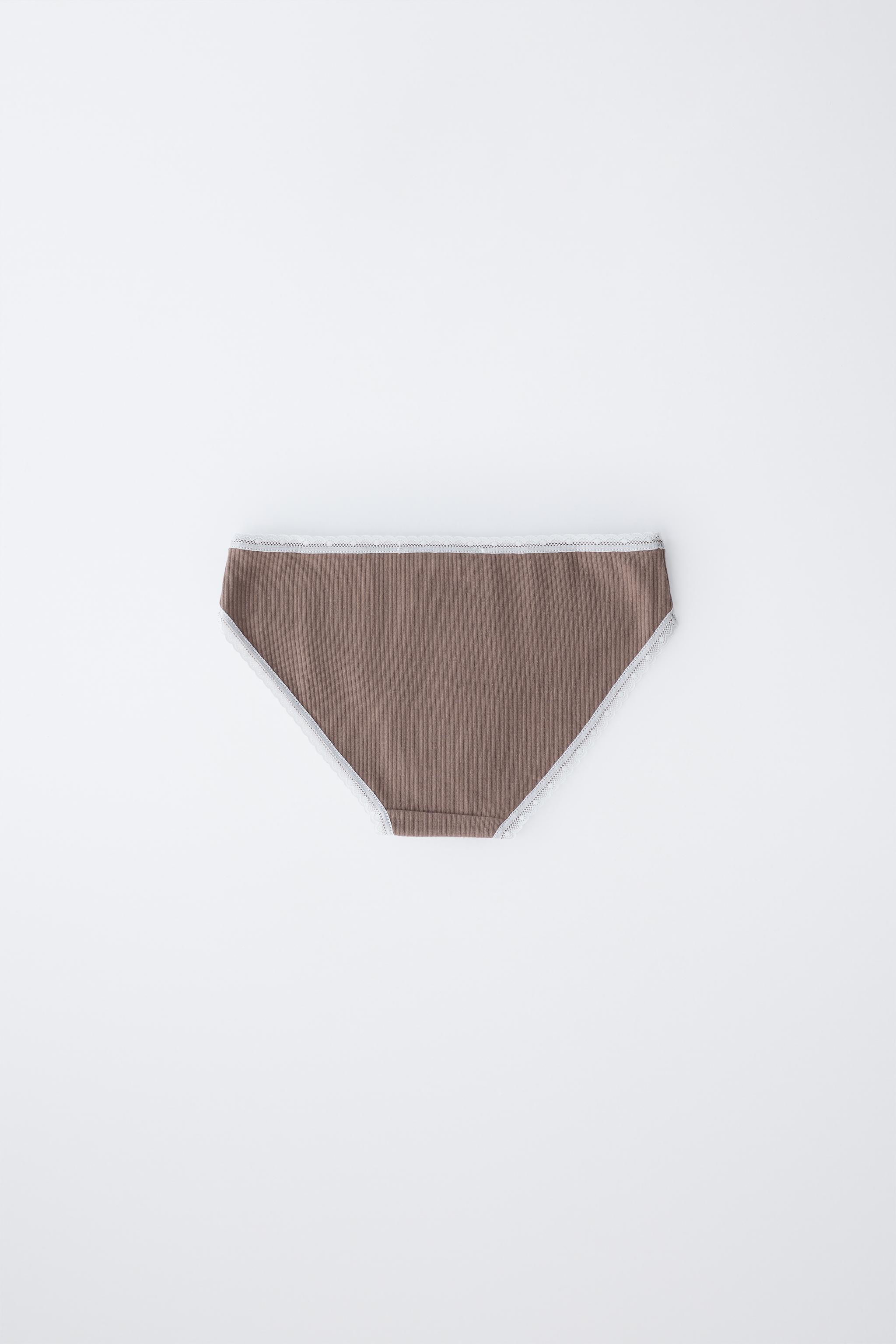 AGES 6-14 / THREE-PACK OF LACE UNDERWEAR